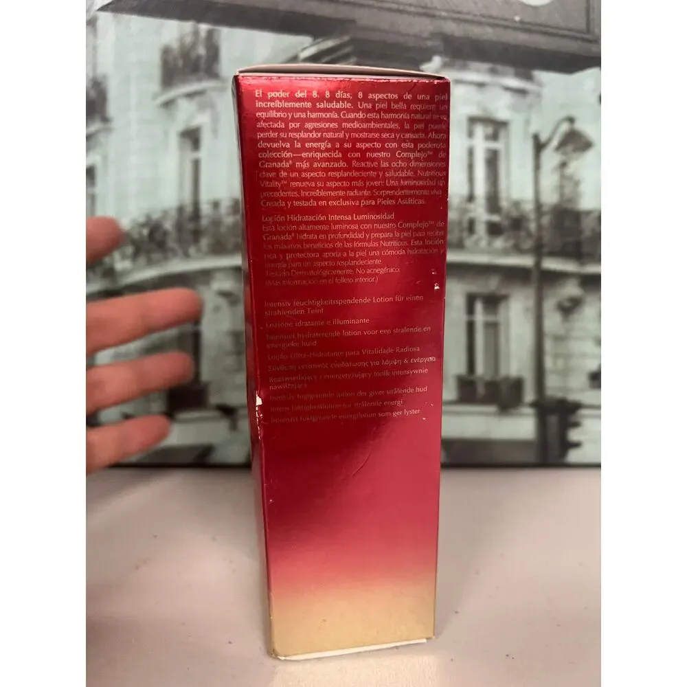 Estee Lauder Vitality8 Pomegranate Moist Lotion 200ml